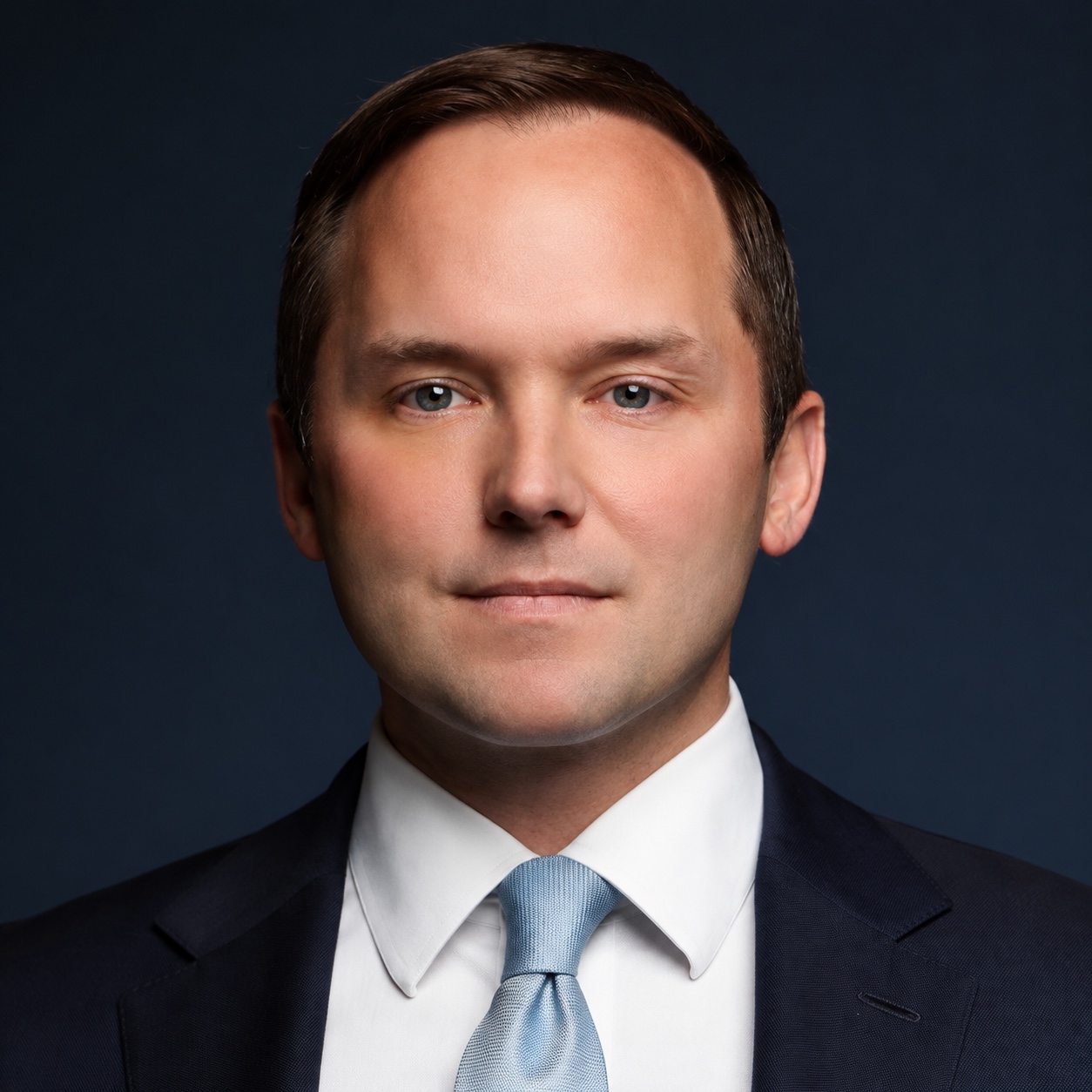 02-website-square-headshot-under-1mb.jpg